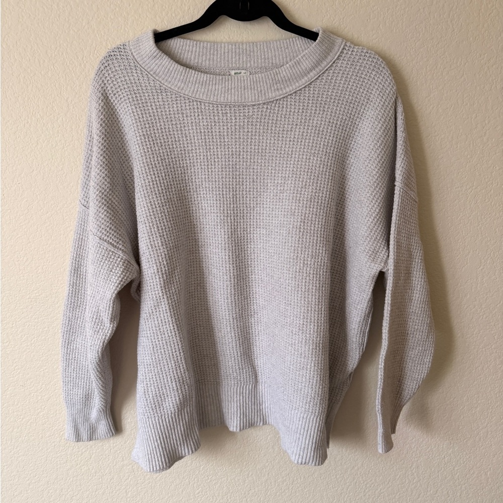 Aerie Gray Crew Neck Sweater